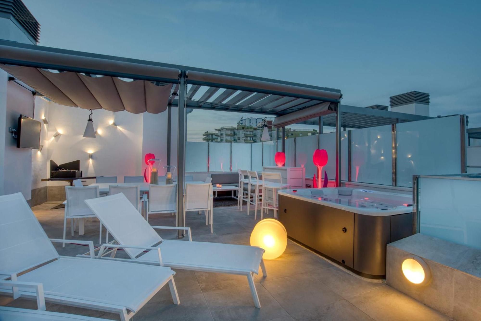 Penthouse On The First Line Lägenhet Platja d'Aro Exteriör bild
